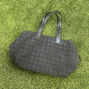 Chanel tote bag